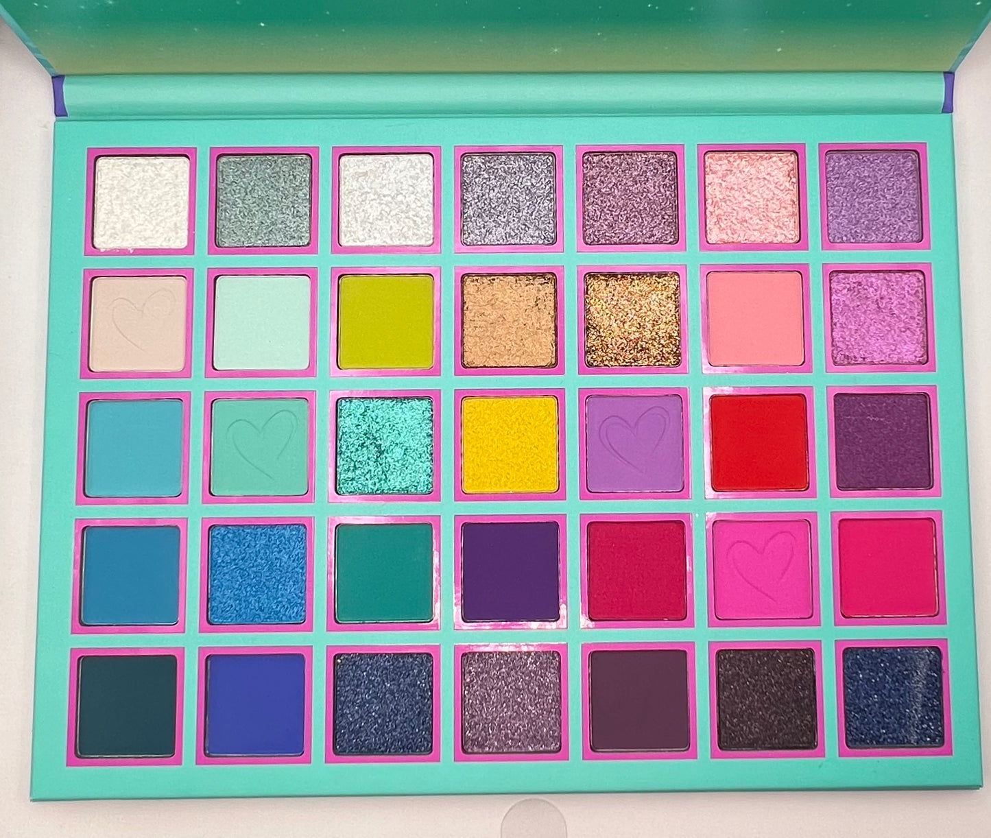 Beauty Creations 35 Color Eyeshadow Palette Ariel